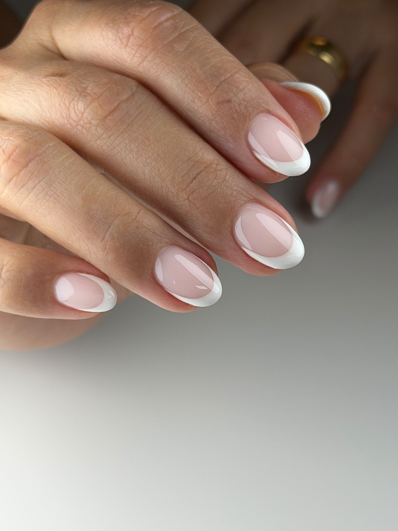 Manicura rusa combinada — trabajo realizado en MUSE Studio