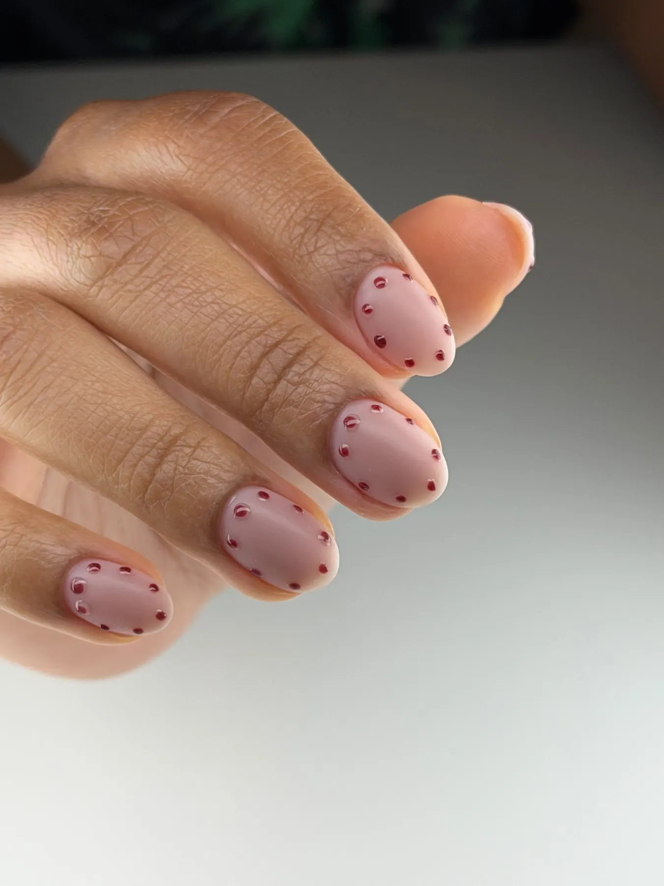 Manicura rusa combinada — trabajo realizado en MUSE Studio
