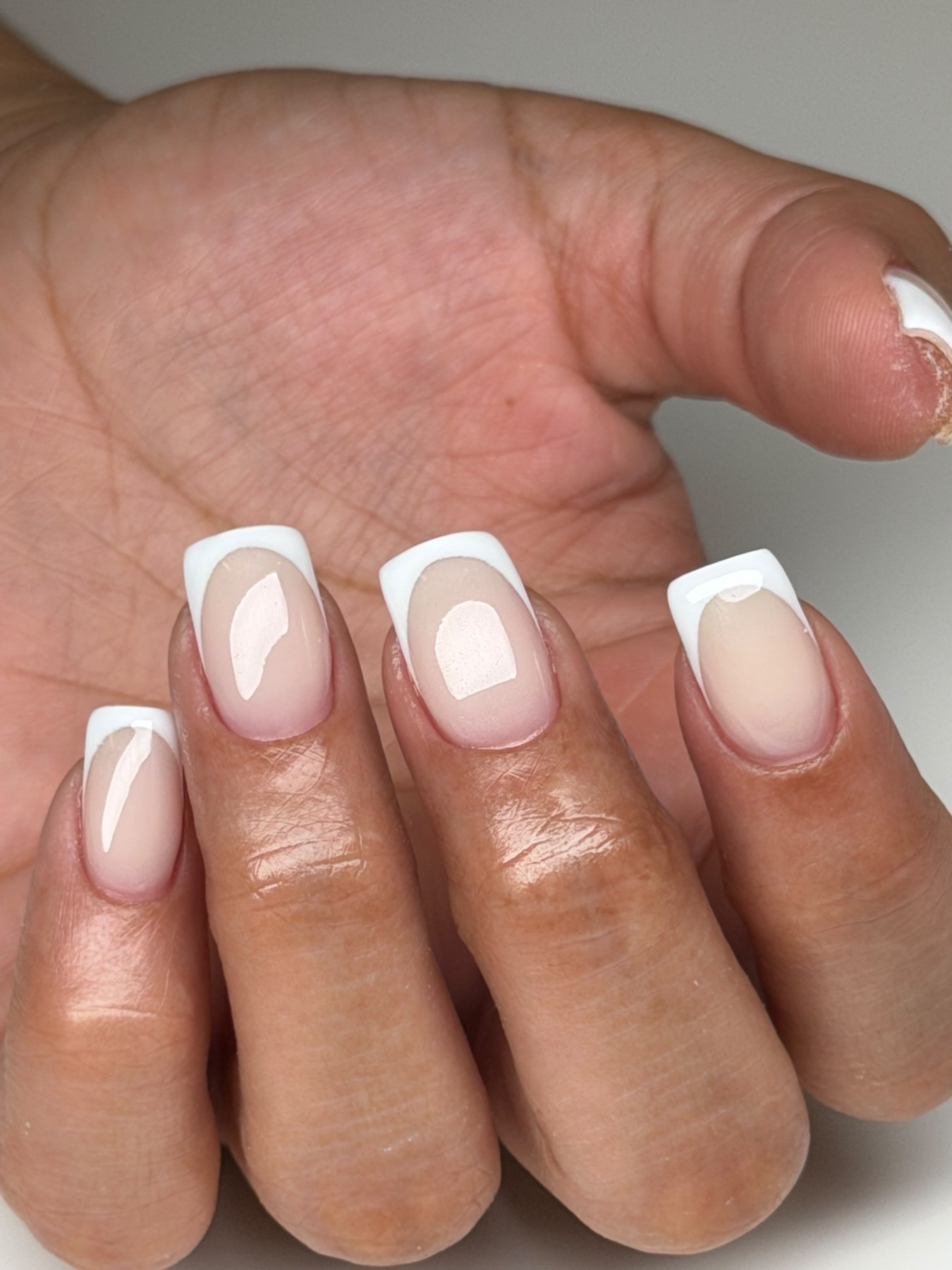 Manicura rusa combinada — trabajo realizado en MUSE Studio