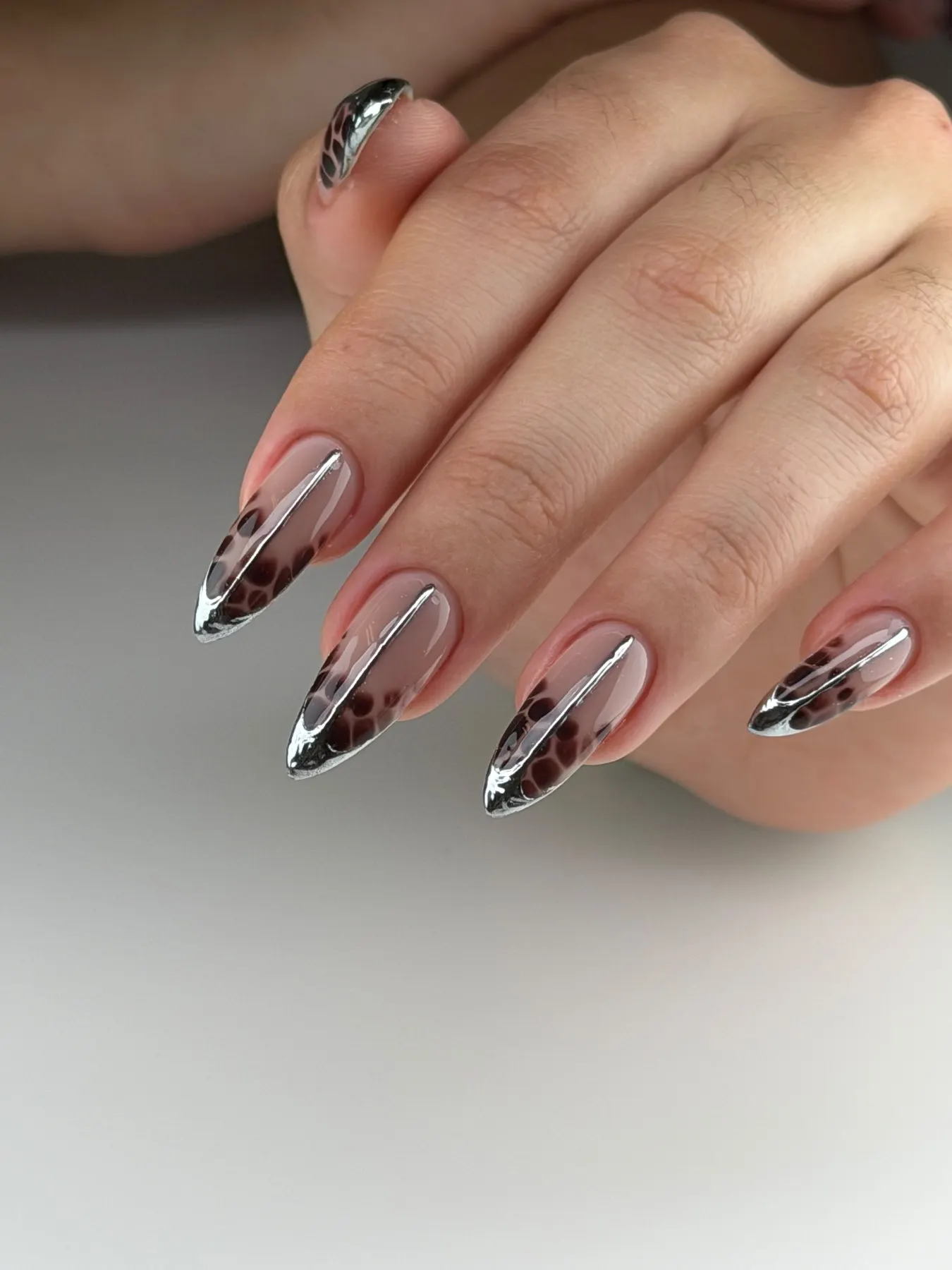 Manicura rusa combinada — trabajo realizado en MUSE Studio