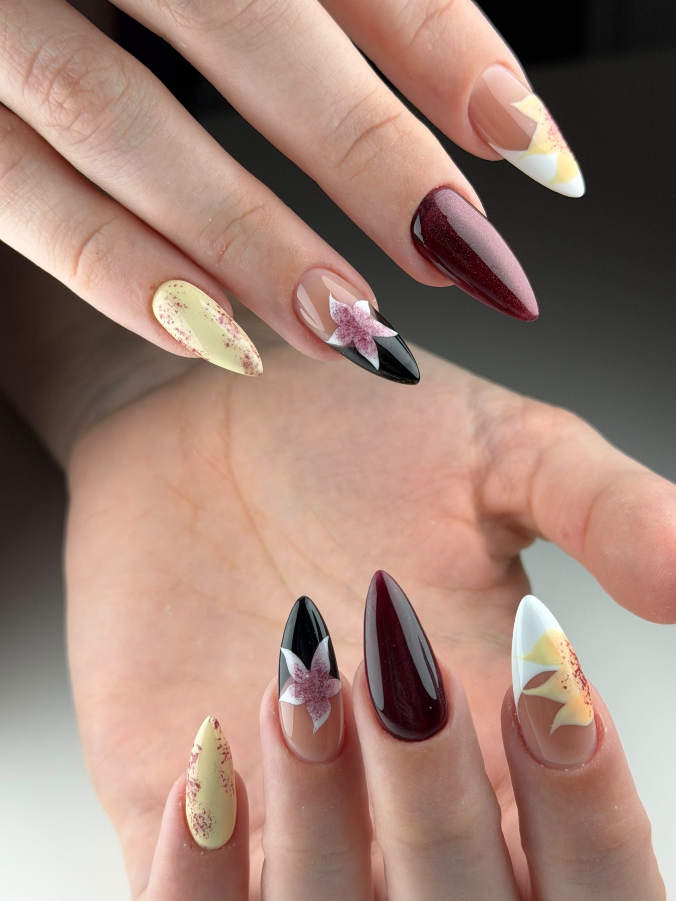 Manicura rusa combinada — trabajo realizado en MUSE Studio